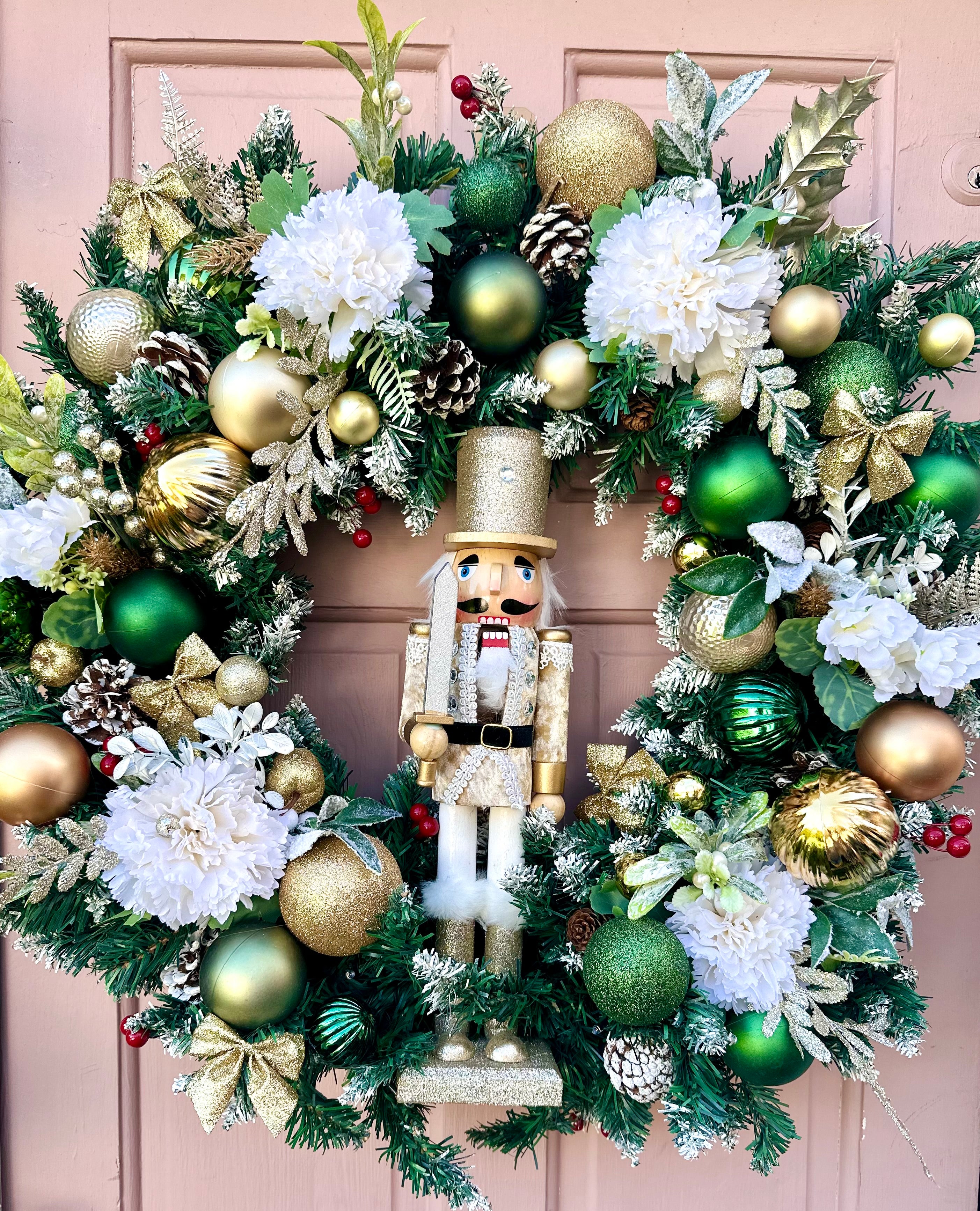 Deluxe Green and Gold Nutcracker wreath (led lights included)