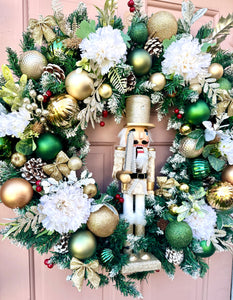 Deluxe Green and Gold Nutcracker wreath (led lights included)