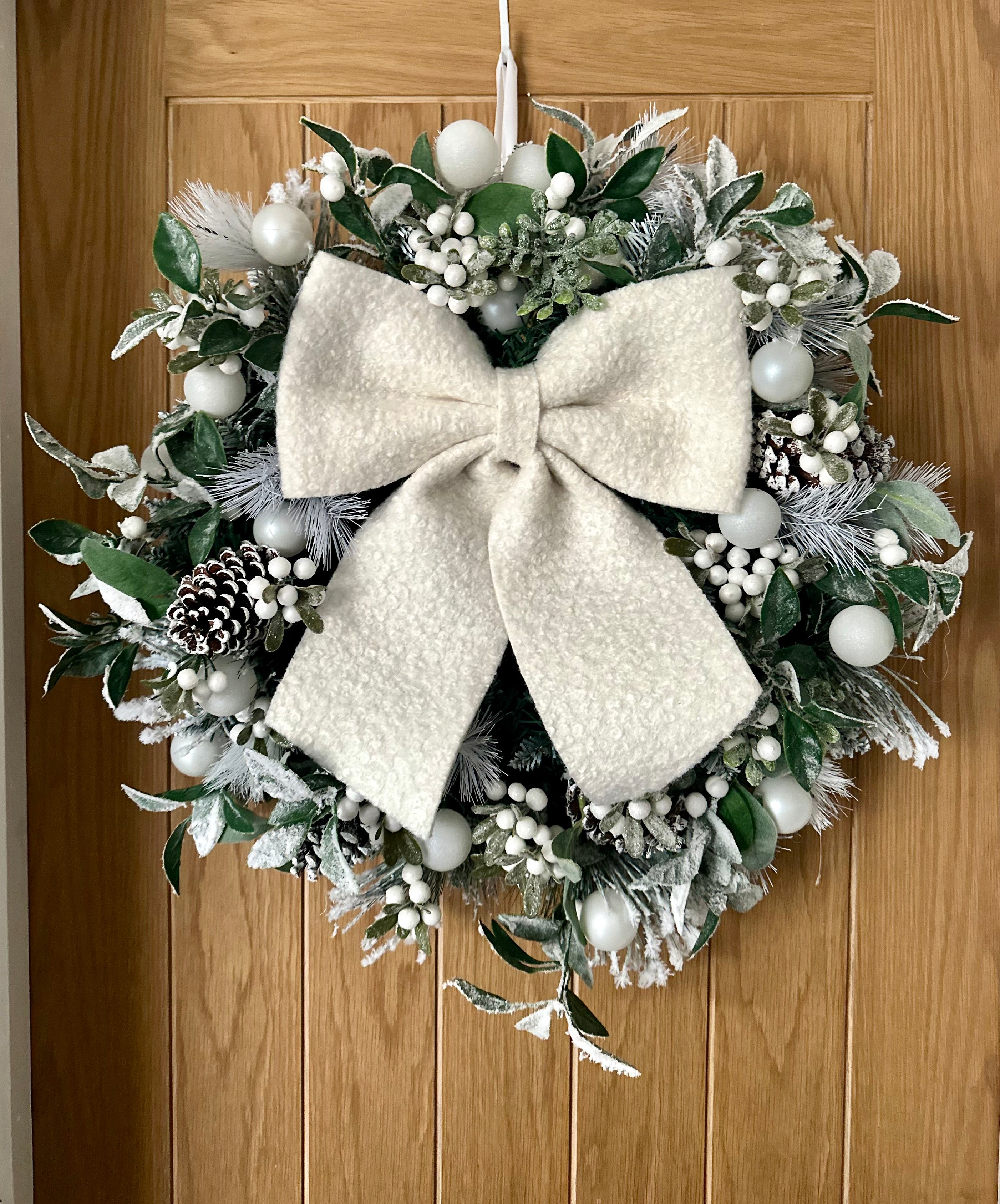 Frosted Bow