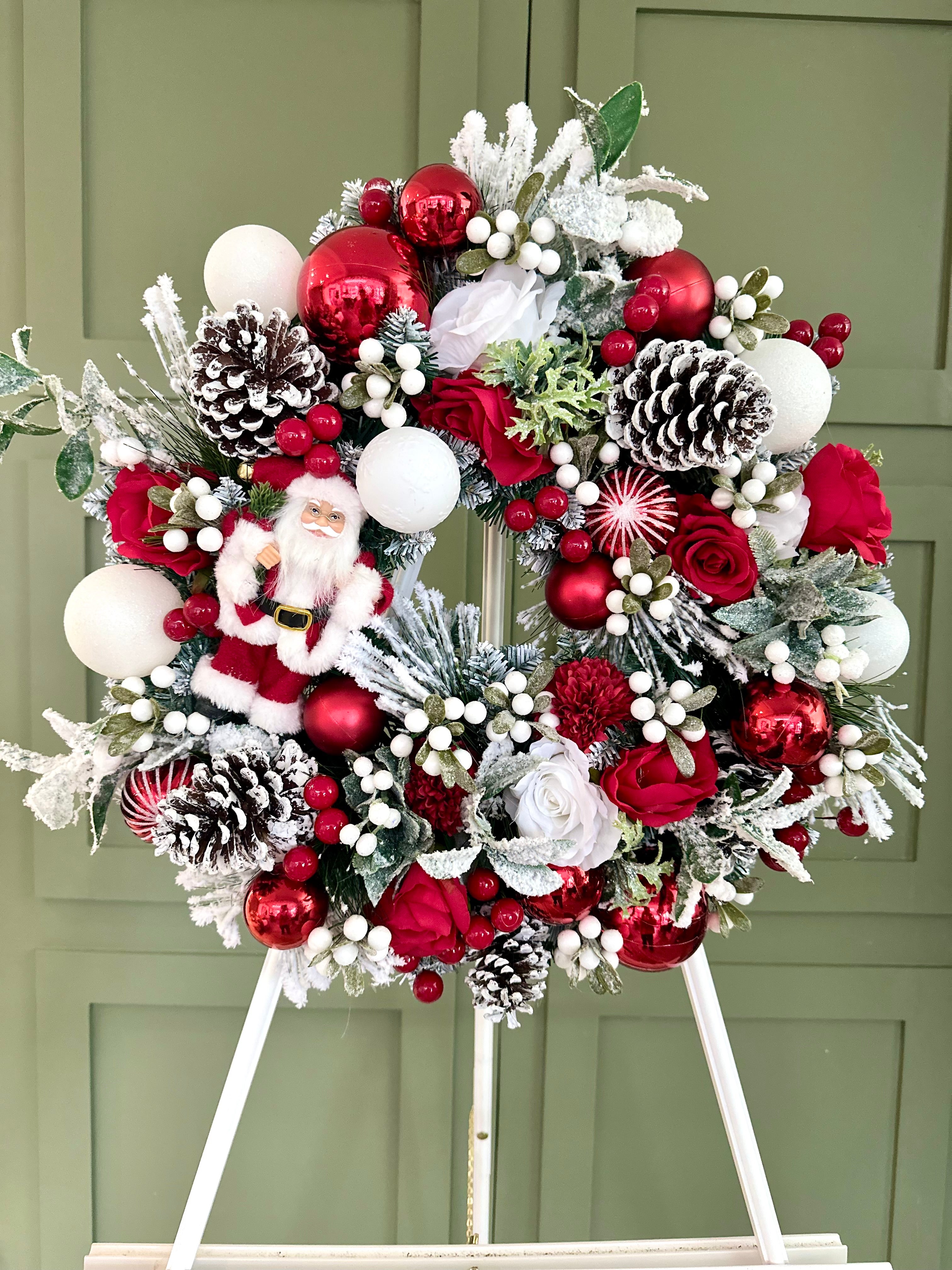 Santa Claus is coming to town