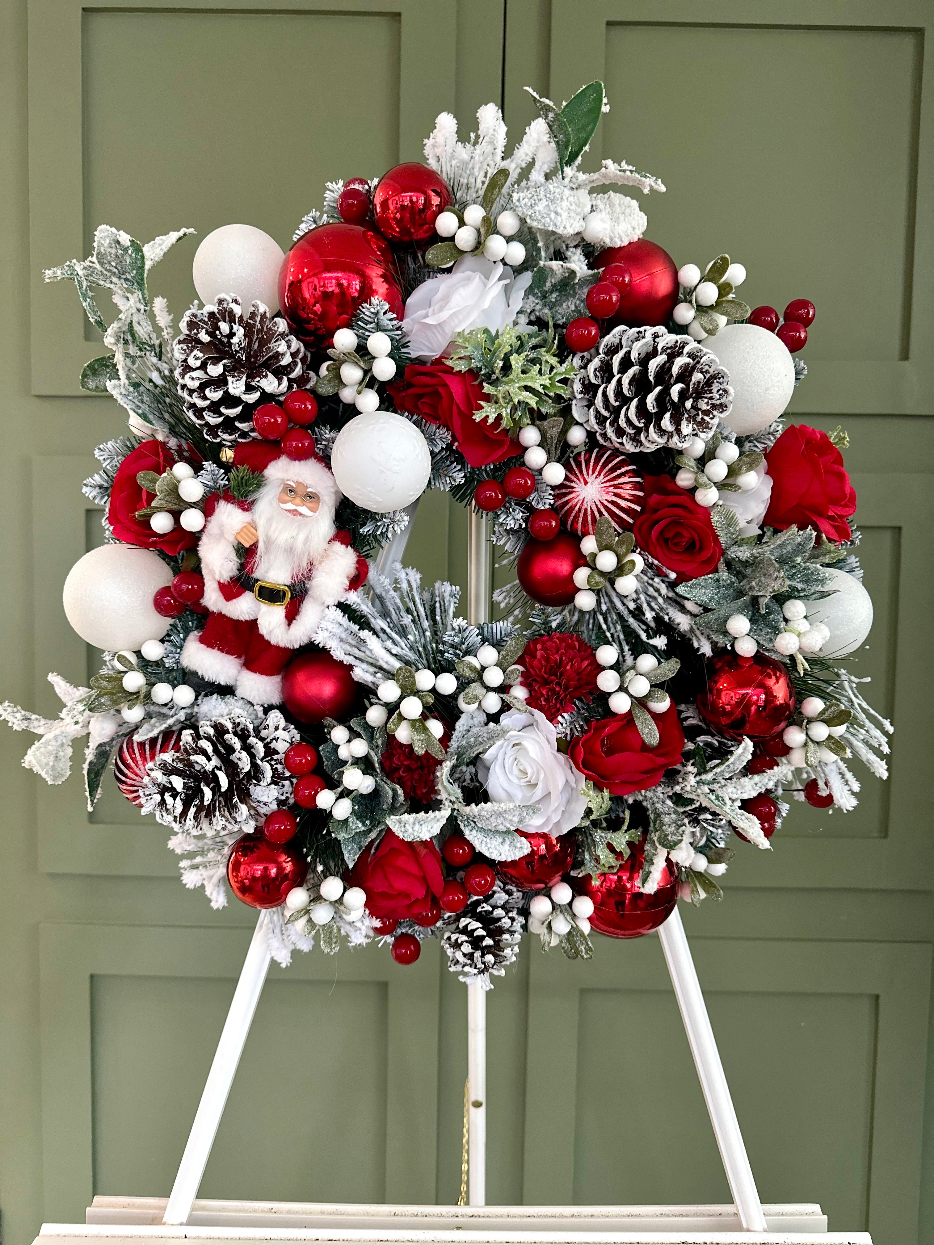 Santa Claus is coming to town