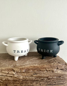 set of 2 Trick or Treat Cauldron